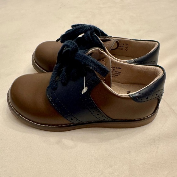 NWOB! Footmates Connor Classic Brown and Navy Saddle Shoes, sz 9 (Toddler) - Picture 4 of 8